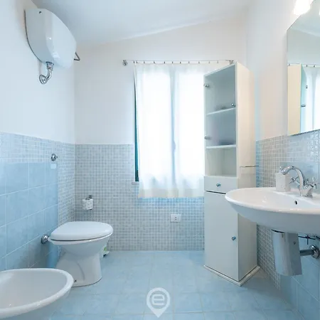 Sirena Villa *